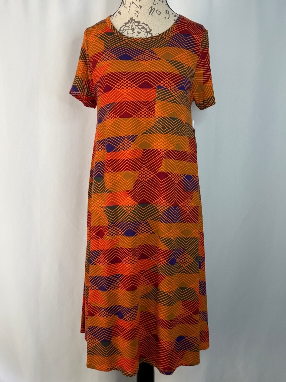 LuLaRoe Bright & Funky Carly, Medium, NWT